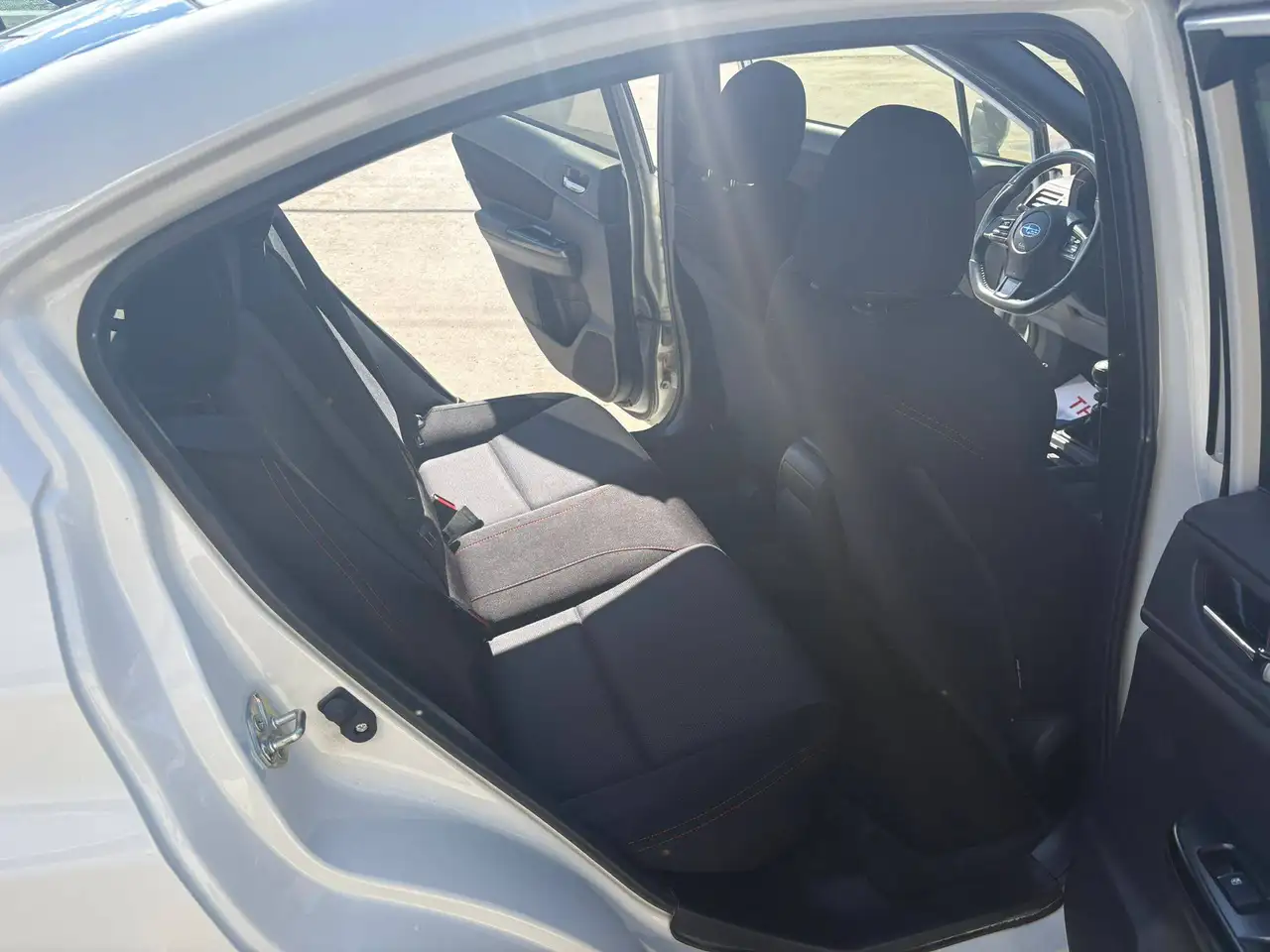 Subaru WRX снимка Subaru WRX