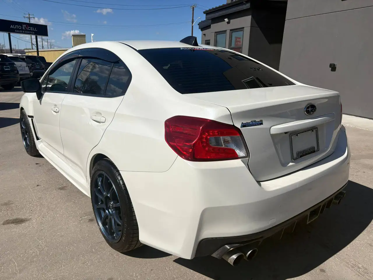 Subaru WRX снимка Subaru WRX