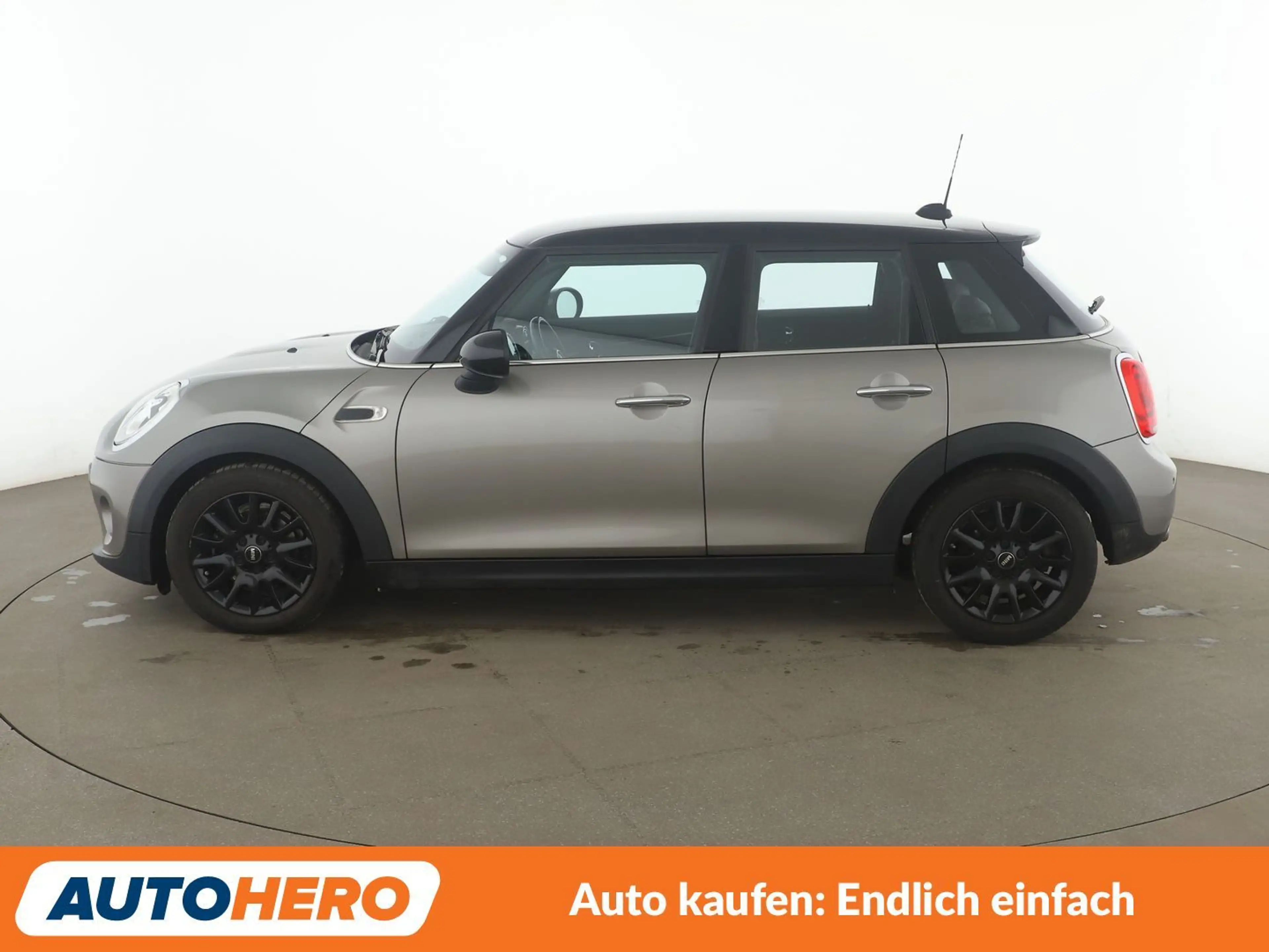 MINI Cooper D Cooper D*NAVI*TEMPO*PDC*SHZ*LIM*ALU*KLIMA* — photo 3
