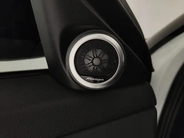 Land Rover Range Rover Evoque view 13
