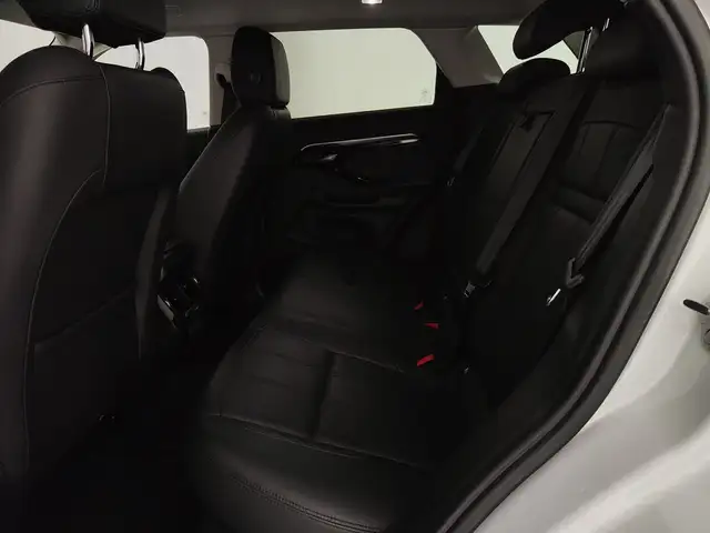 Land Rover Range Rover Evoque view 10