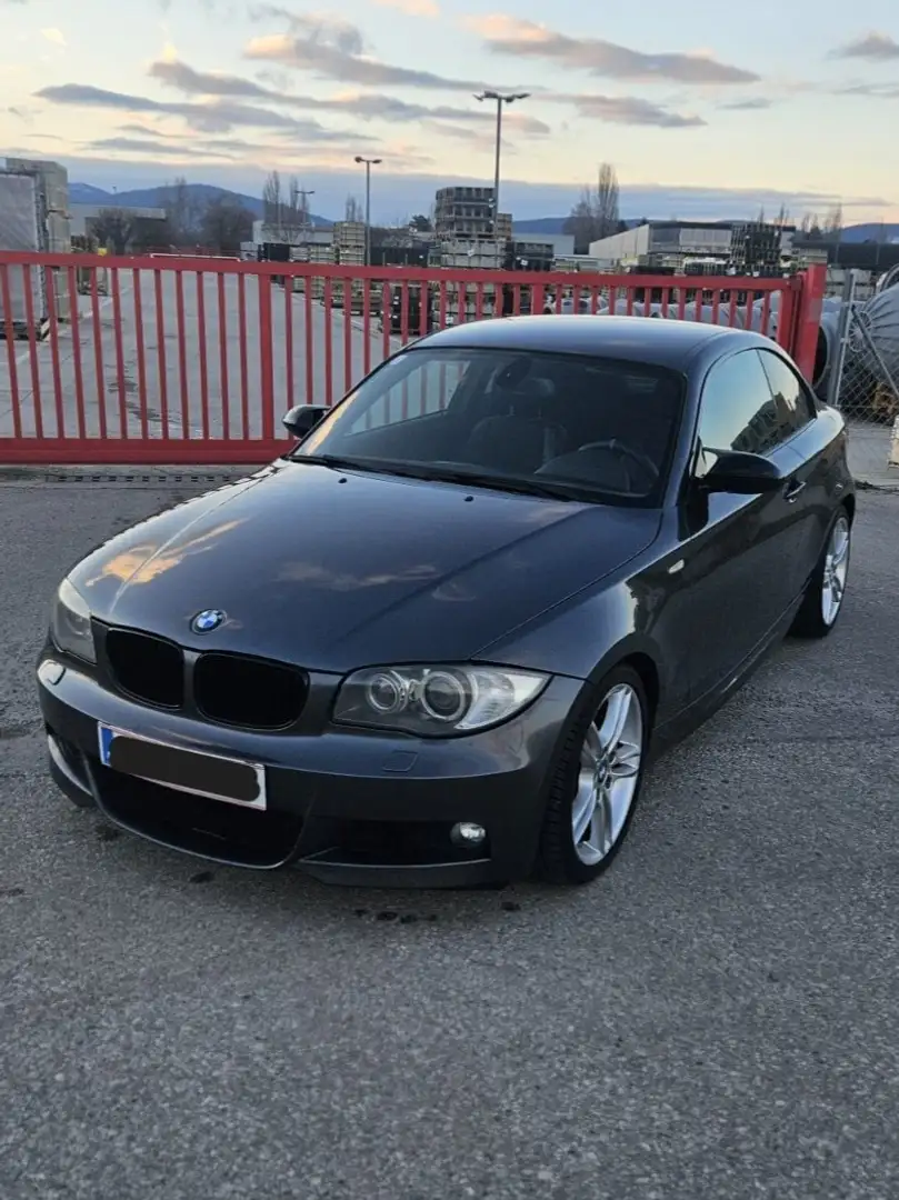 BMW 123 123d Coupé Grau - 1