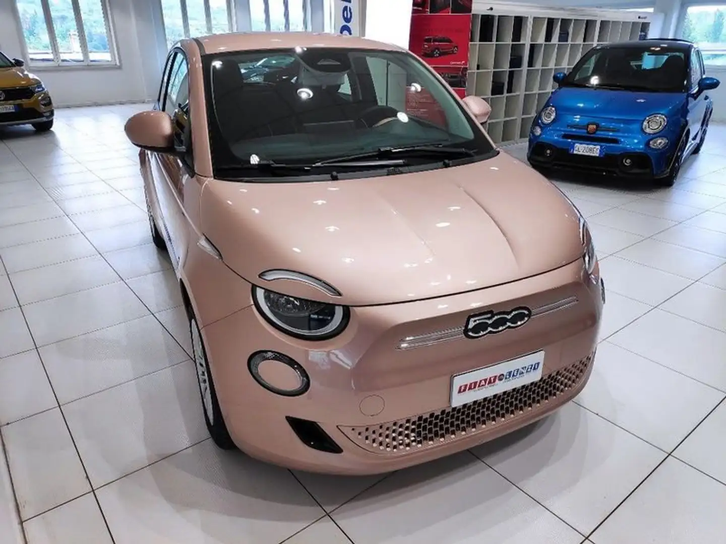 Fiat 500e Berlina 42 kWh*BATTERIA GRANDE*PREZZO FINITO* Beige - 1