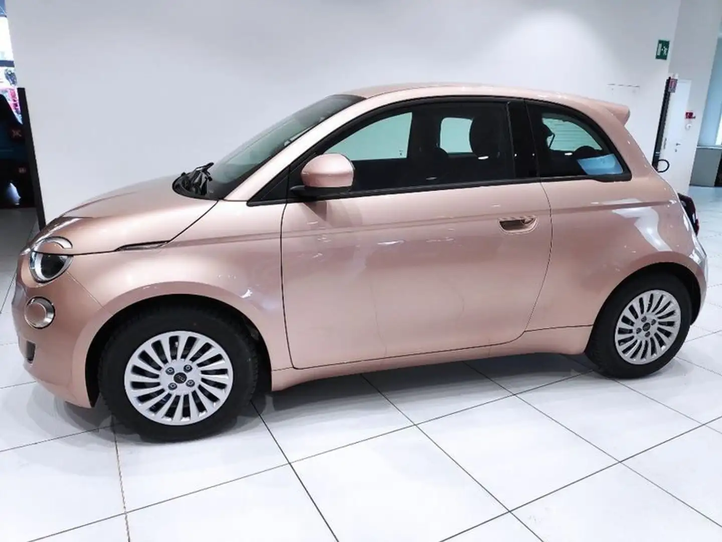 Fiat 500e Berlina 42 kWh*BATTERIA GRANDE*PREZZO FINITO* Beige - 2