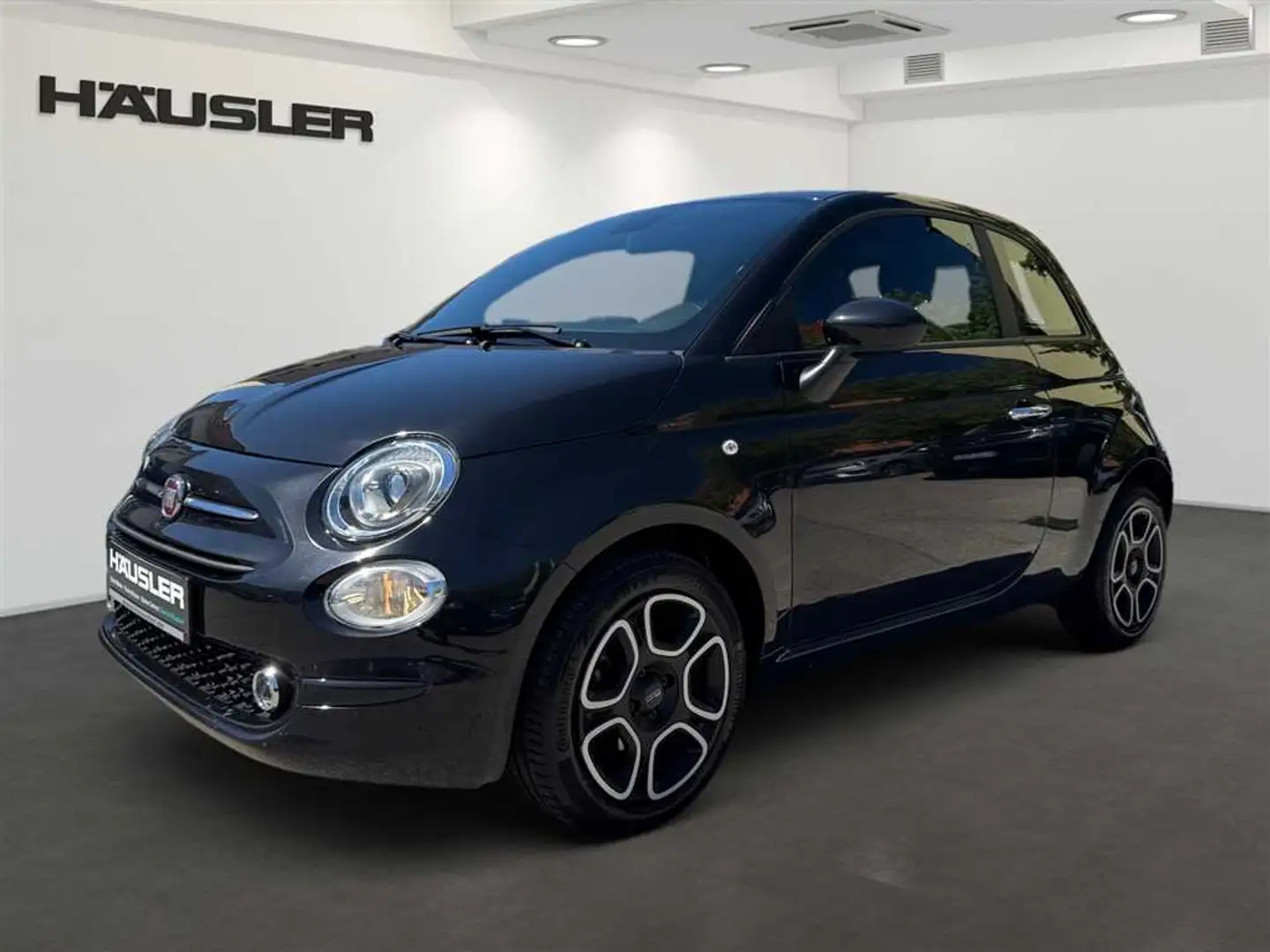 Fiat 500 1.0 Hybrid Club PDC Klimaautomatik Tempomat CarPla Schwarz - 1