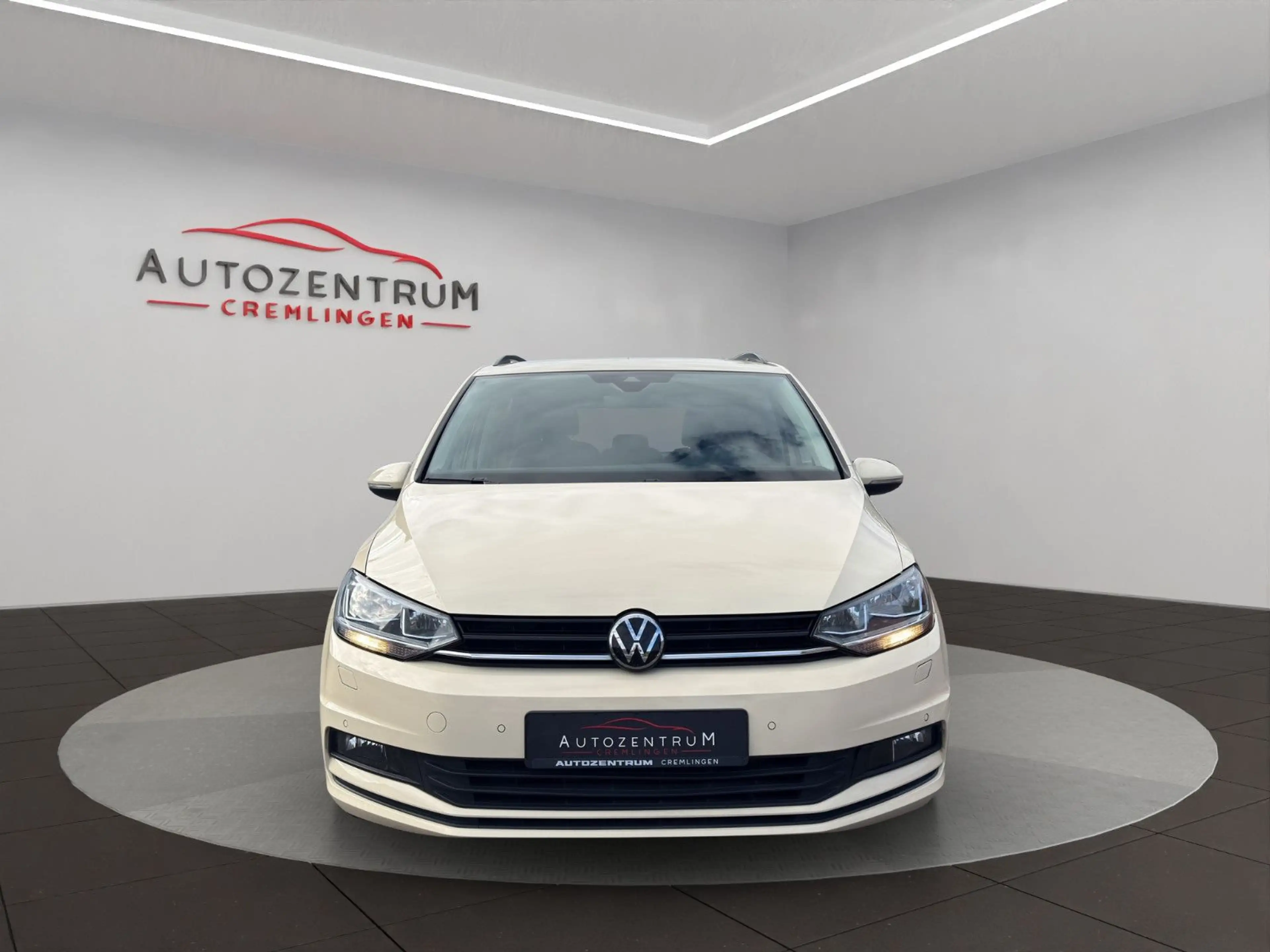Volkswagen Touran 2.0 TDI DSG TAXI VICO CAM 7 SITZER LEDER — photo 2