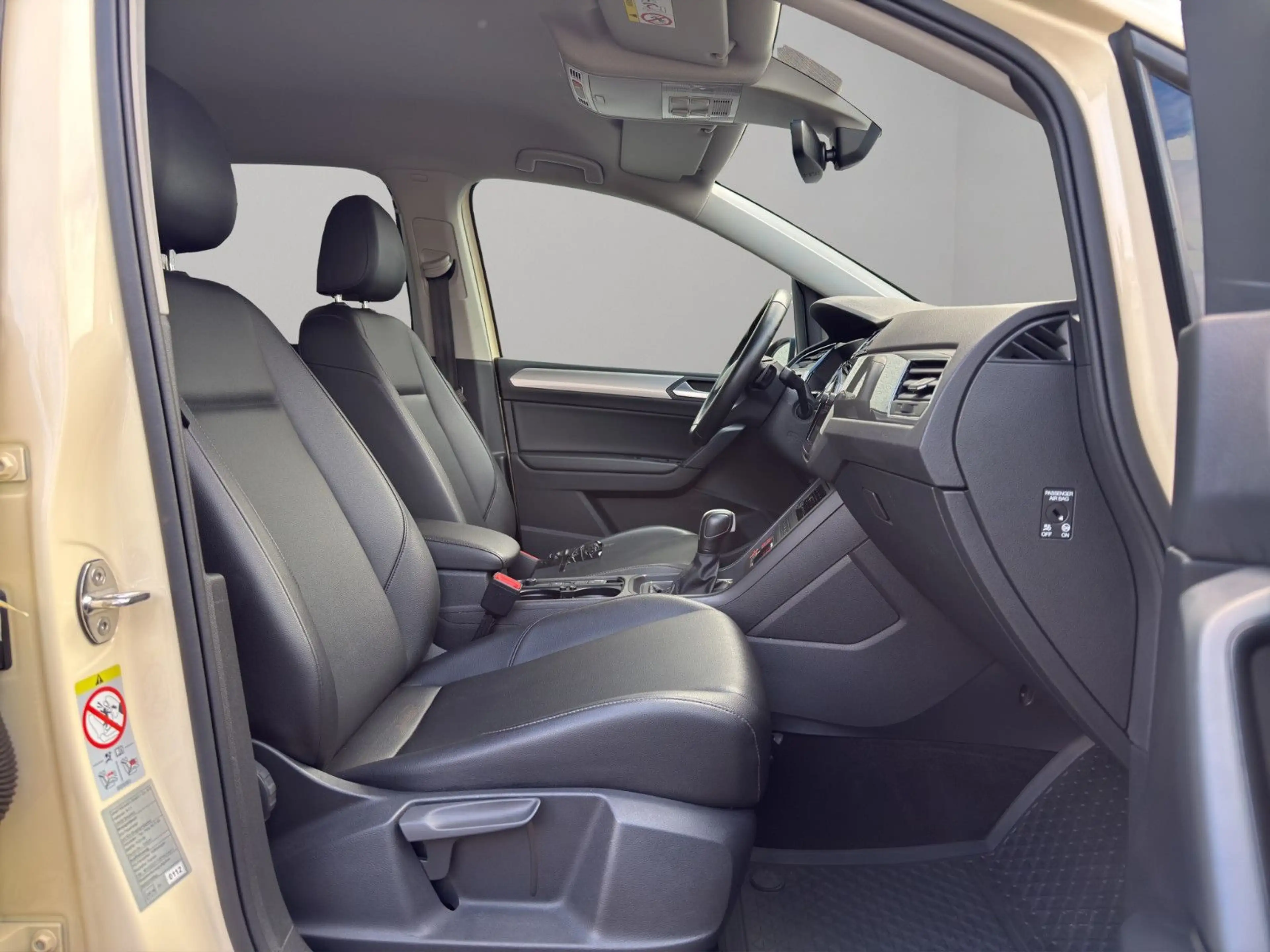 Volkswagen Touran 2.0 TDI DSG TAXI VICO CAM 7 SITZER LEDER — photo 13