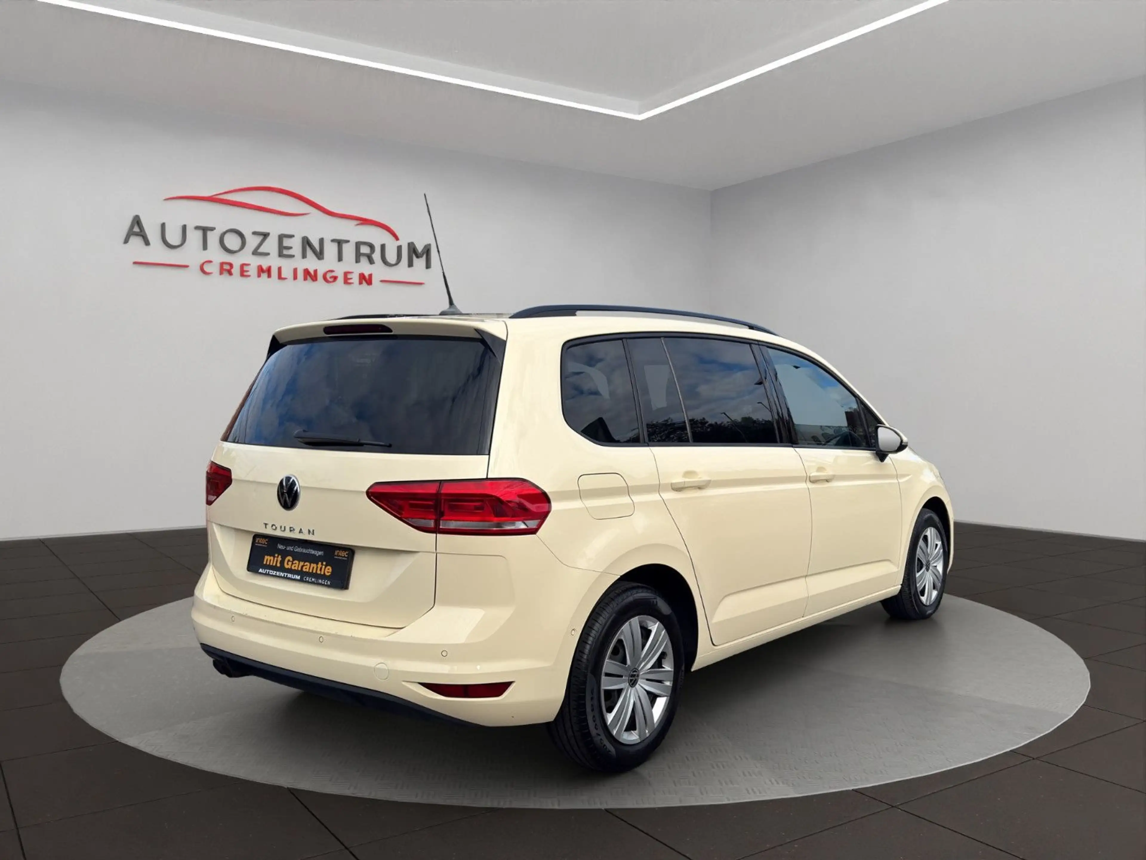 Volkswagen Touran 2.0 TDI DSG TAXI VICO CAM 7 SITZER LEDER — photo 5
