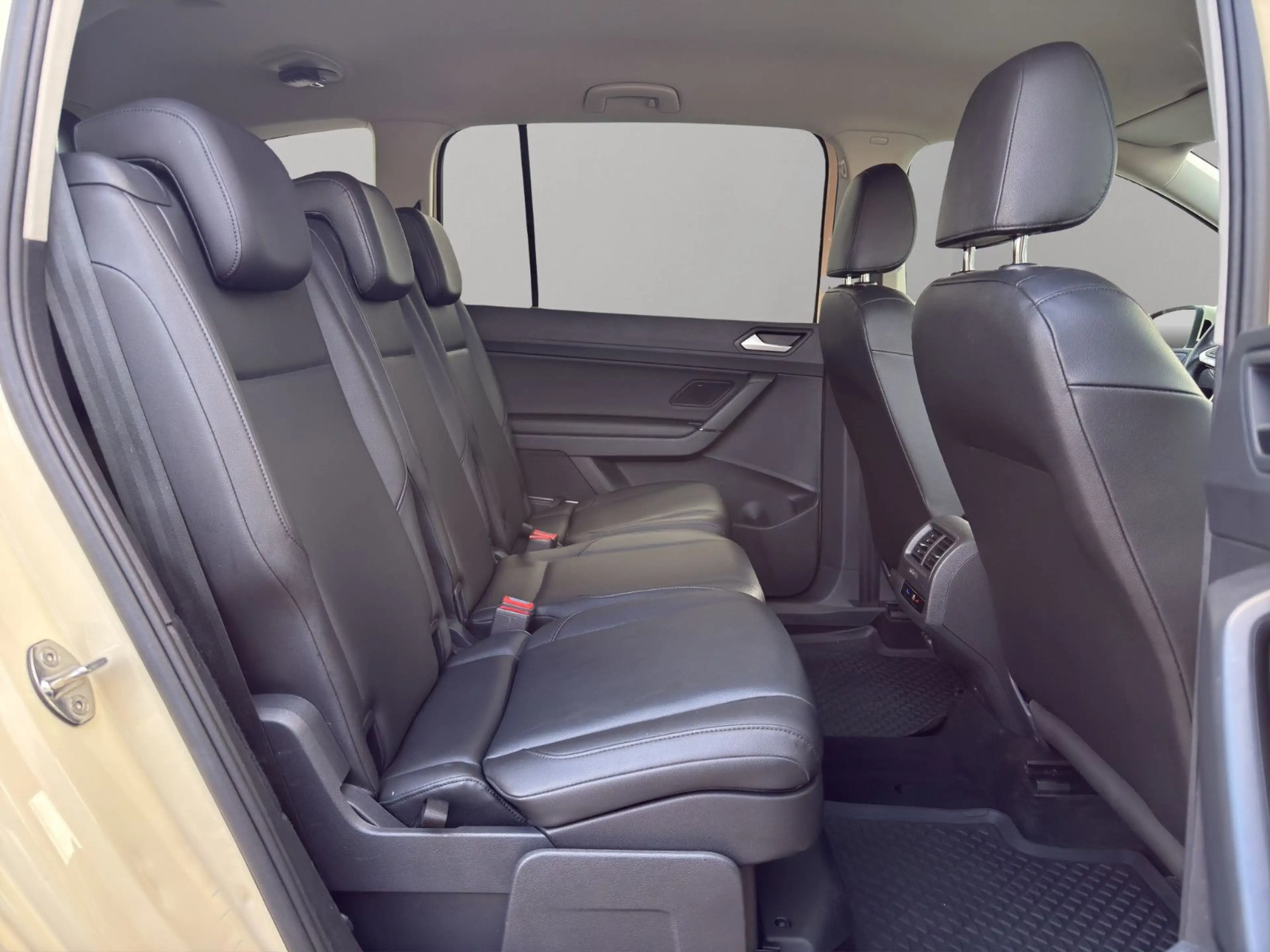 Volkswagen Touran 2.0 TDI DSG TAXI VICO CAM 7 SITZER LEDER — photo 14