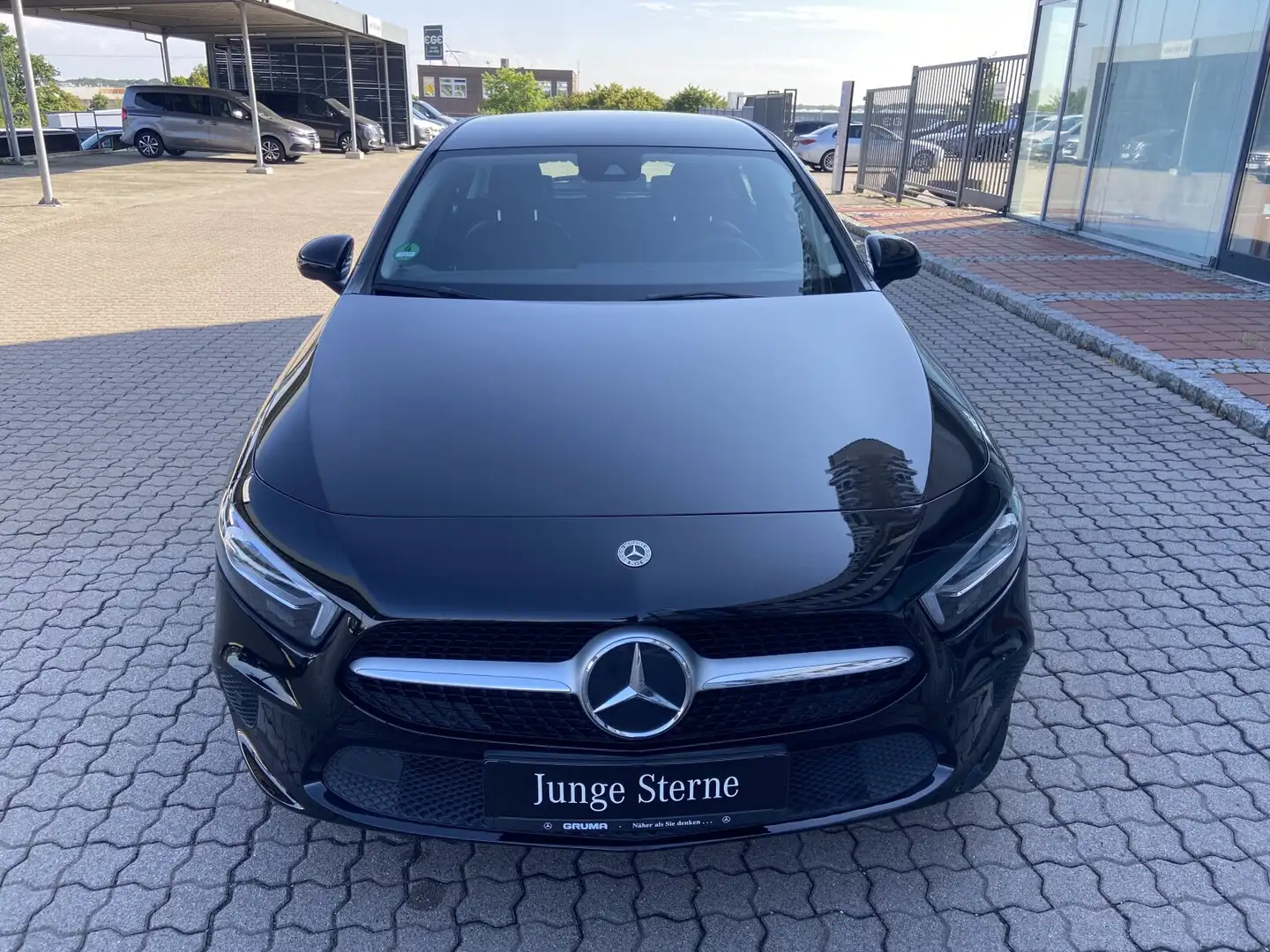 Mercedes-Benz A 180 A 180 d Style+Multibeam+DAB+Totwinkel+Spiegelpk+ Schwarz - 2