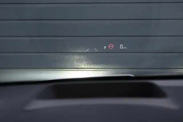 Mazda Mazda2 view 9
