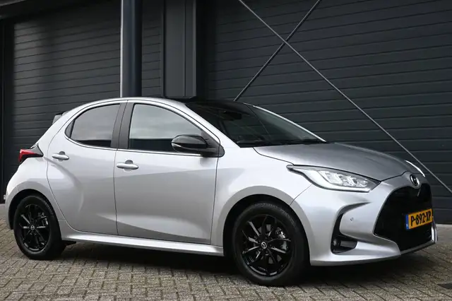 Mazda Mazda2 view 11