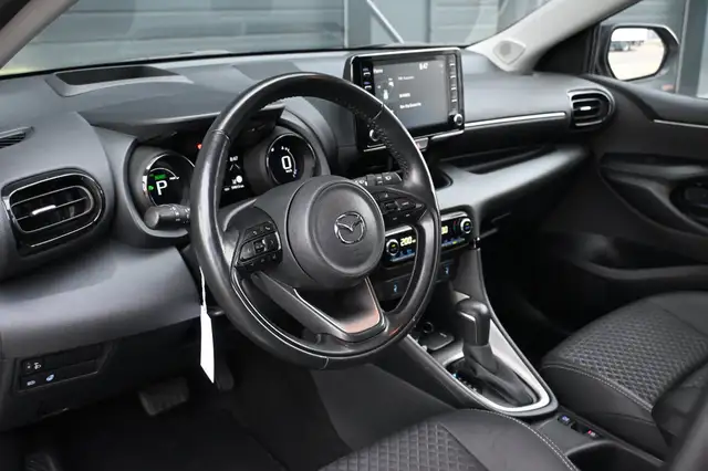 Mazda Mazda2 view 14