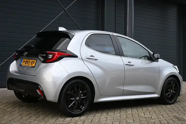 Mazda Mazda2 view 2