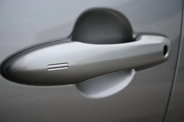 Mazda Mazda2 view 28