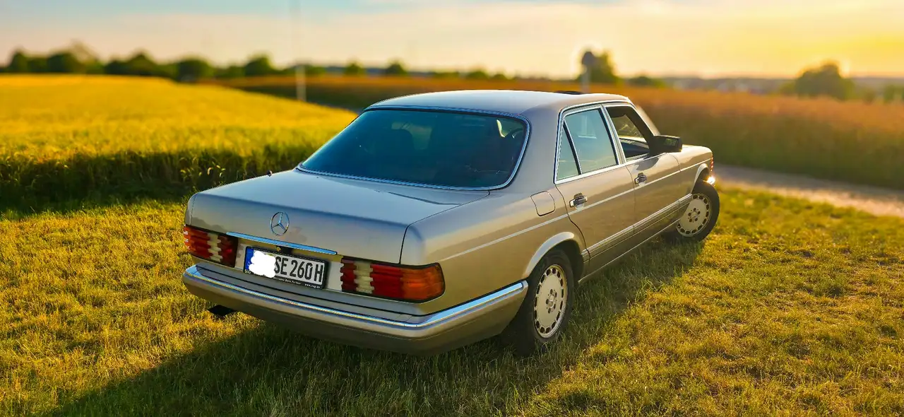 Mercedes-Benz S 260 SE, foto 2