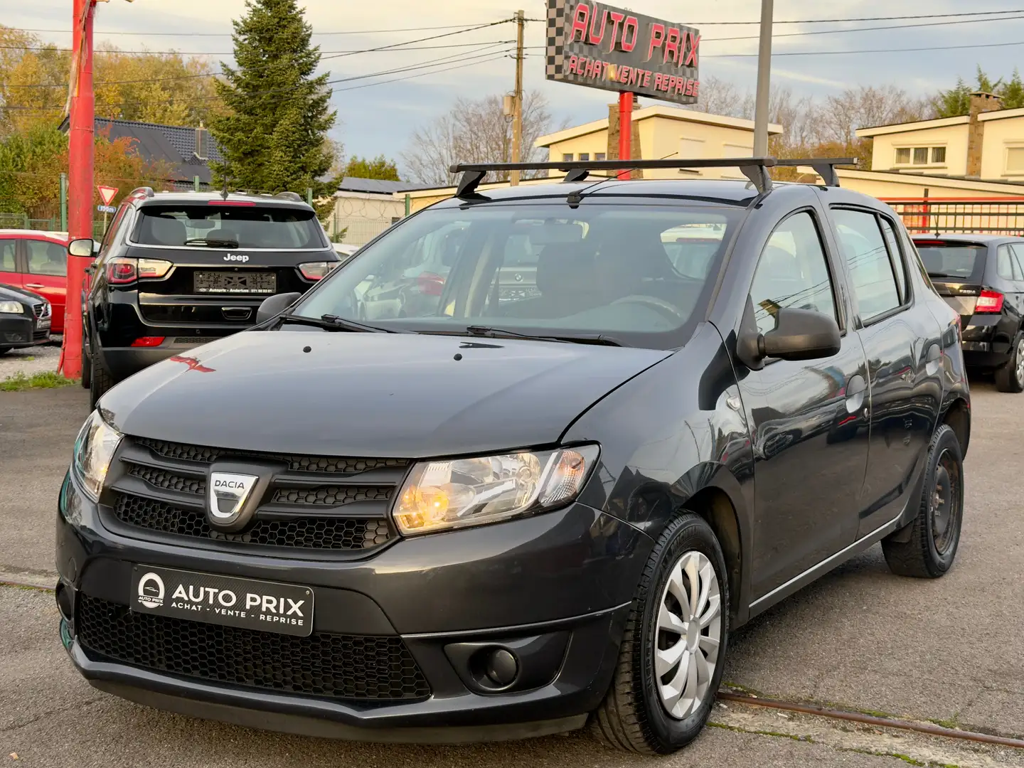 Dacia Sandero 1.2i Laureate Clim Euro 6b Bleu - 1