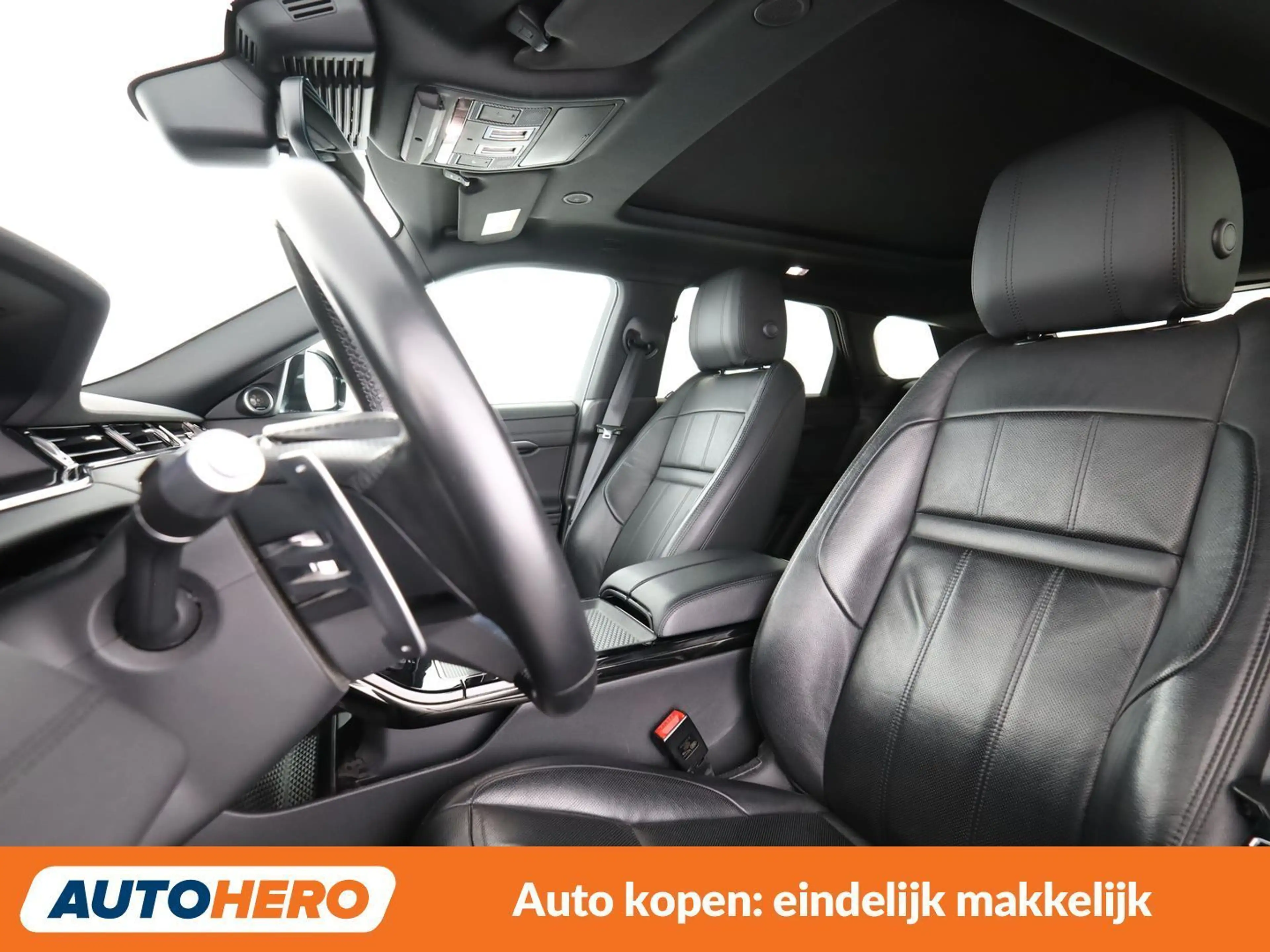 Land Rover Range Rover Evoque P300e Hybrid SE R-Dynamic — photo 10