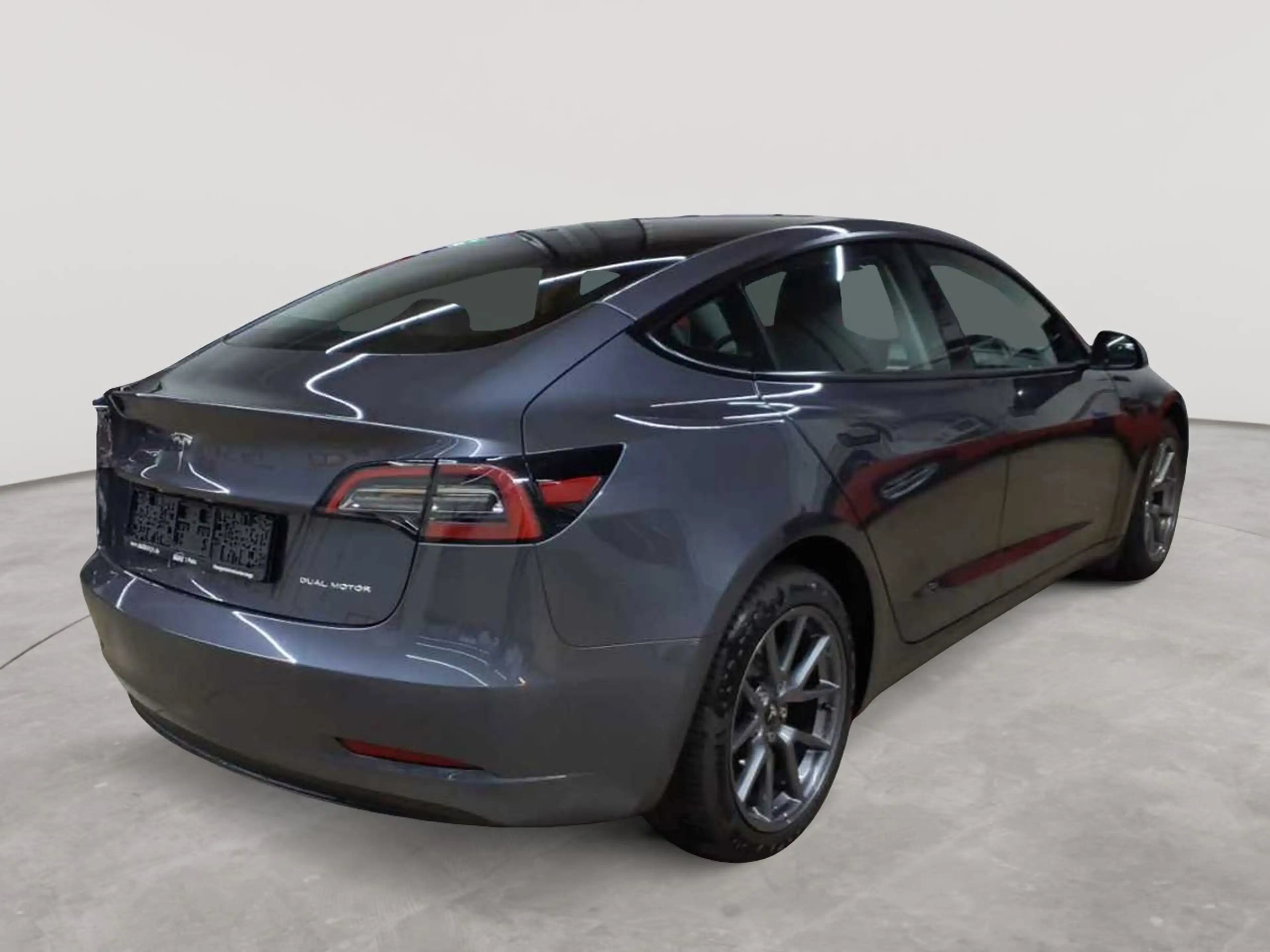 Tesla Model 3 Model 3 LR Allradantrieb Dual Motor — photo 4