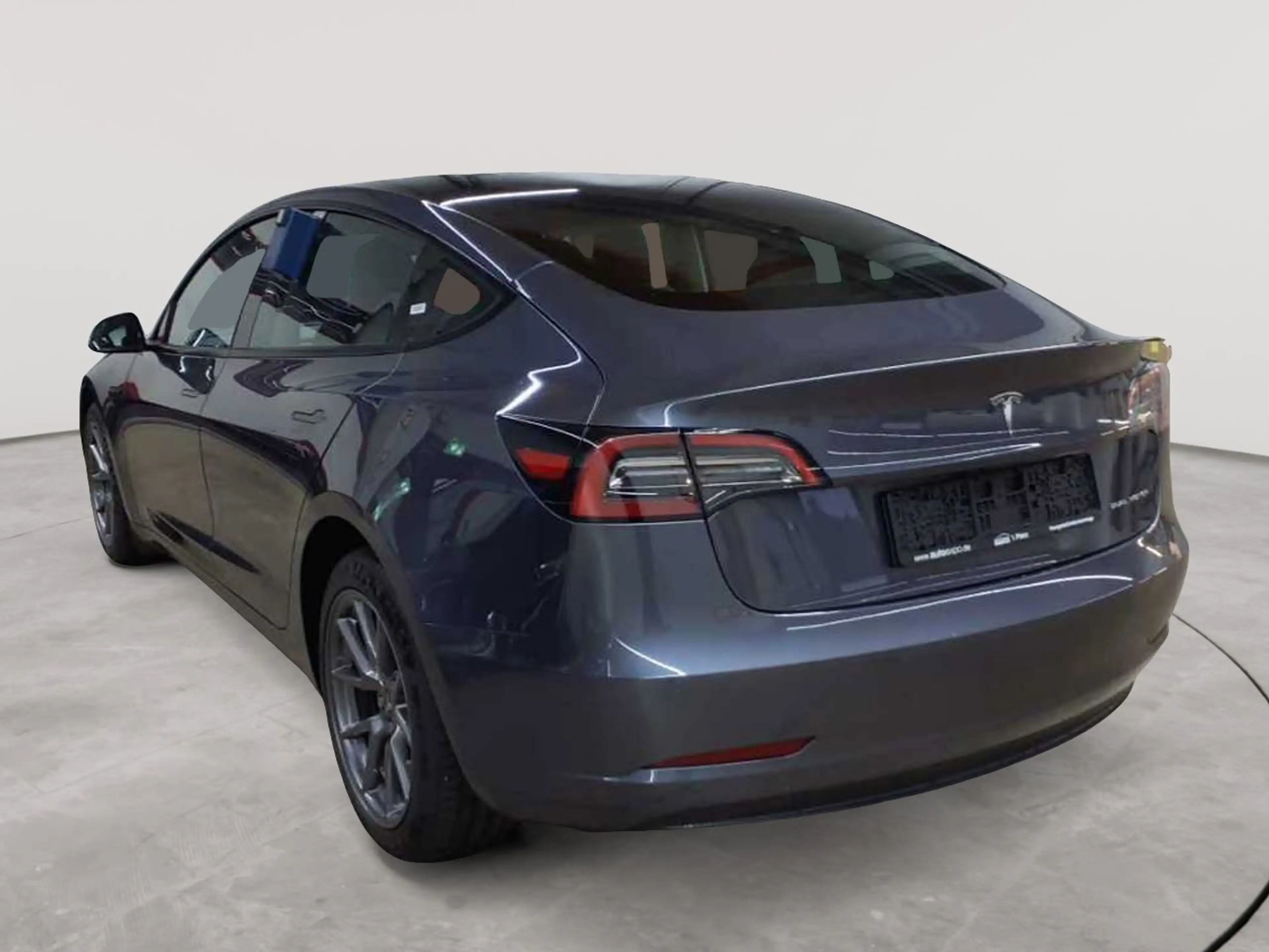 Tesla Model 3 Model 3 LR Allradantrieb Dual Motor — photo 5