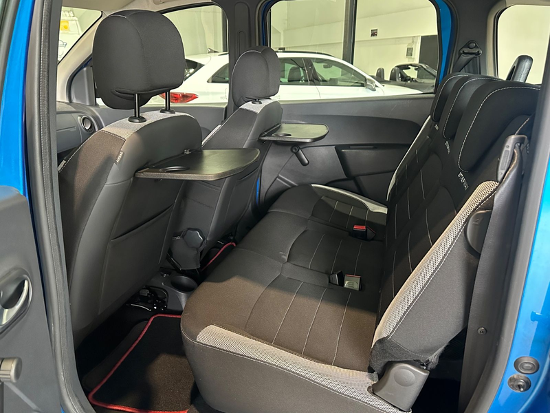 Dacia Lodgy 1.2 Stepway *Navi,PDC,AHK,Tempomat,SHZ* — photo 10