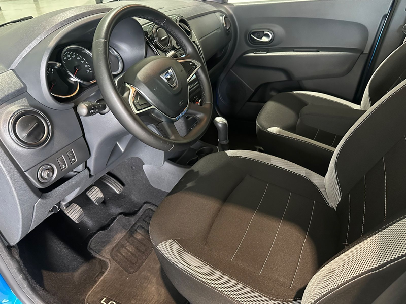 Dacia Lodgy 1.2 Stepway *Navi,PDC,AHK,Tempomat,SHZ* — photo 7