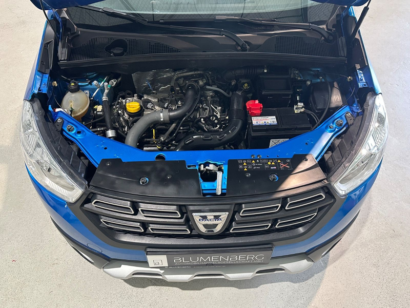 Dacia Lodgy 1.2 Stepway *Navi,PDC,AHK,Tempomat,SHZ* — photo 4