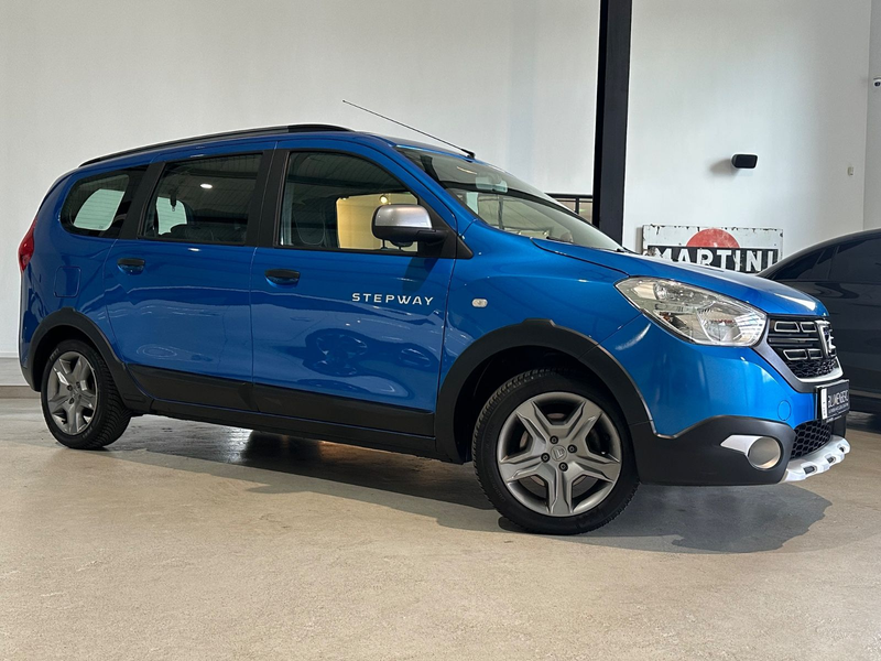 Dacia Lodgy 1.2 Stepway *Navi,PDC,AHK,Tempomat,SHZ* — photo 2