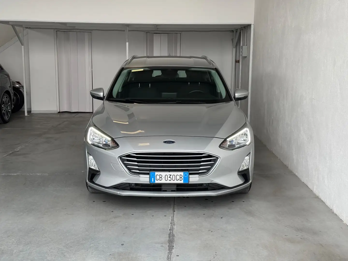 Ford Focus 1.5 EcoBlue 120 CV SW Business Argento - 2