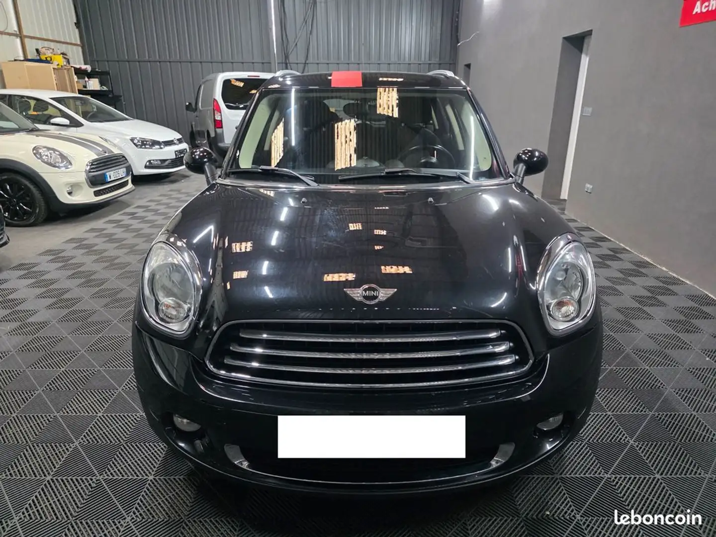 MINI Cooper Countryman One 98ch Pack Chili Noir - 2