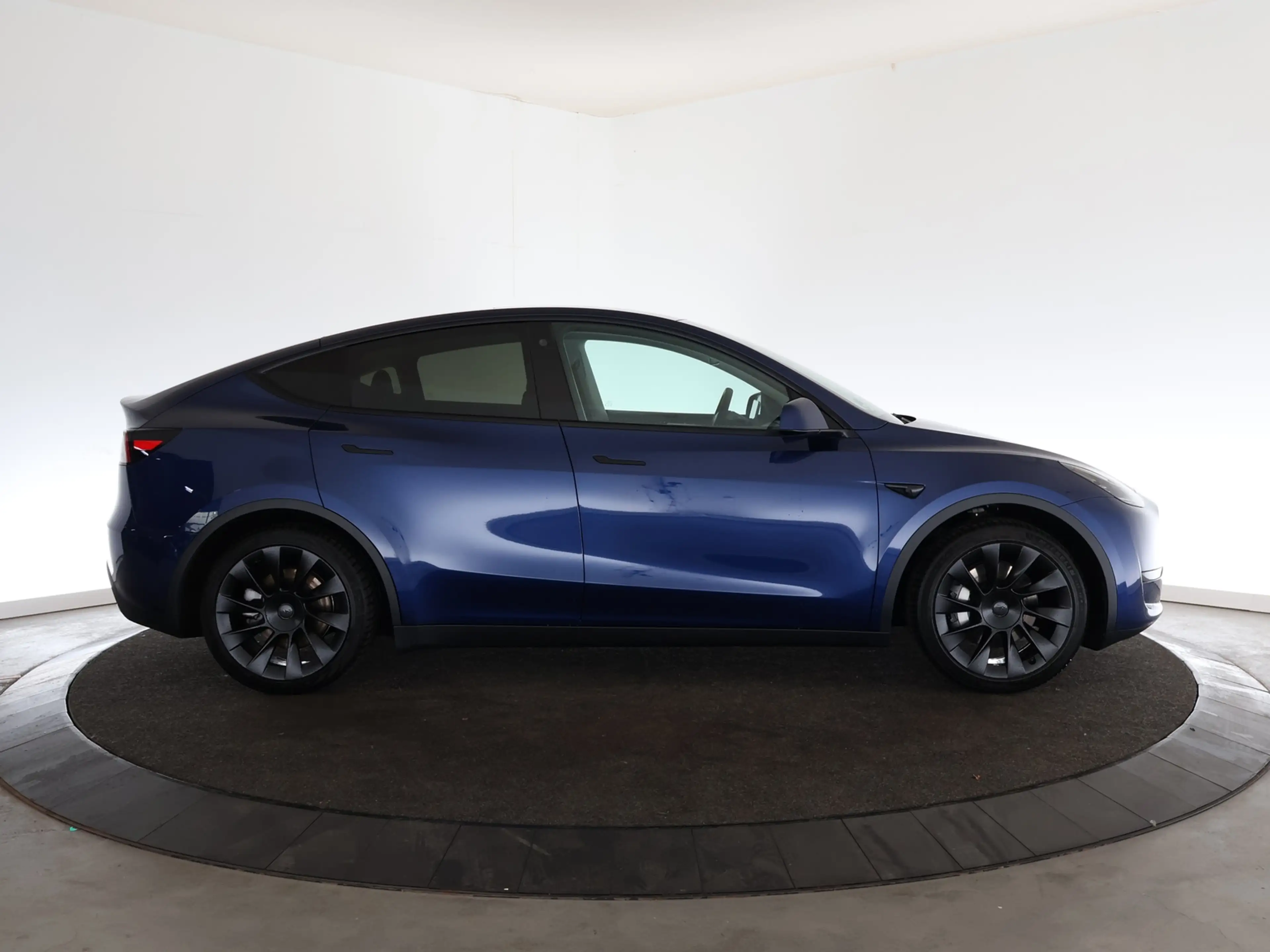 Tesla Model Y RWD 58 kWh | Trekhaak | 20'' | Leder | 12 maanden — photo 5