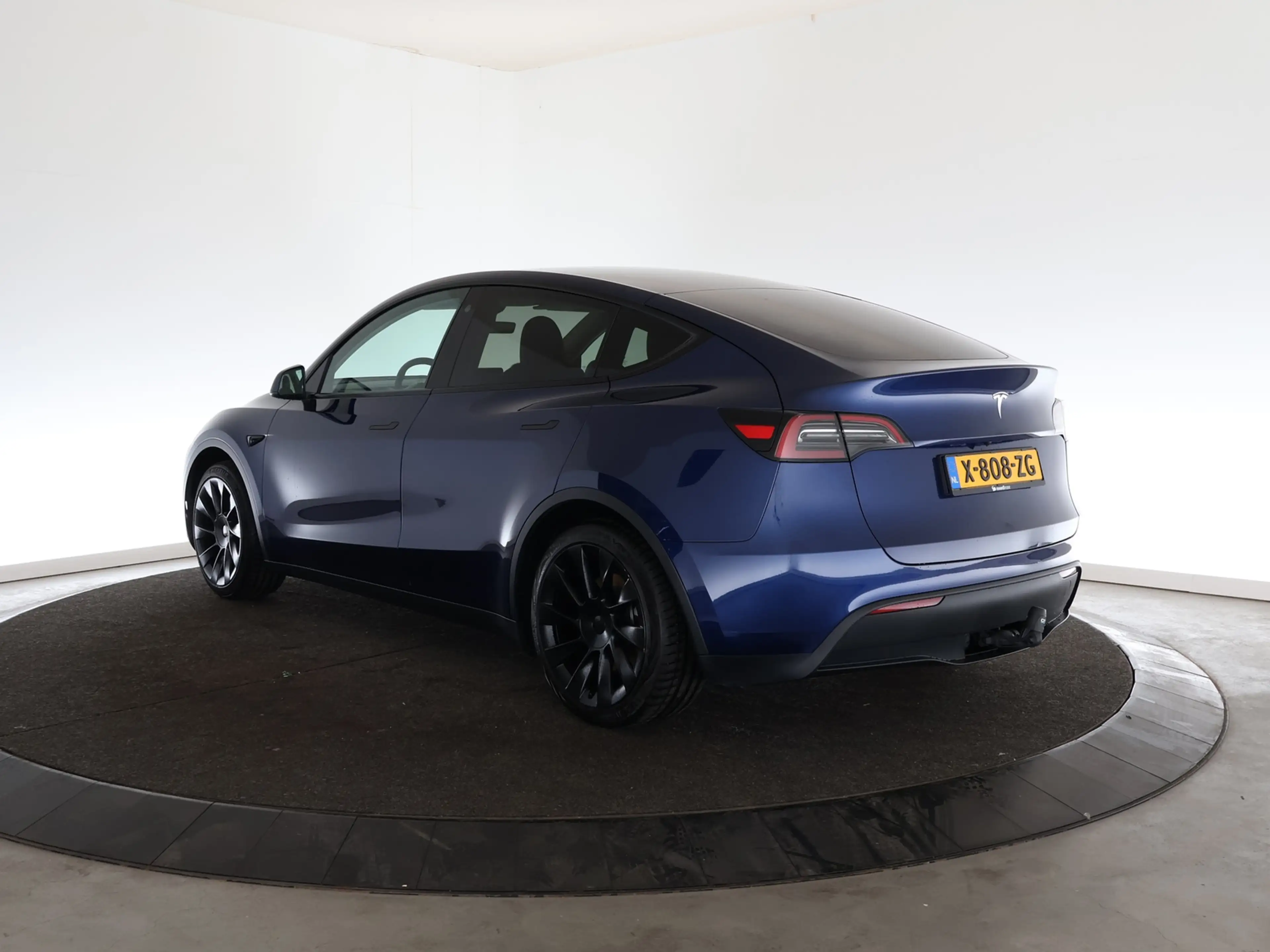 Tesla Model Y RWD 58 kWh | Trekhaak | 20'' | Leder | 12 maanden — photo 3