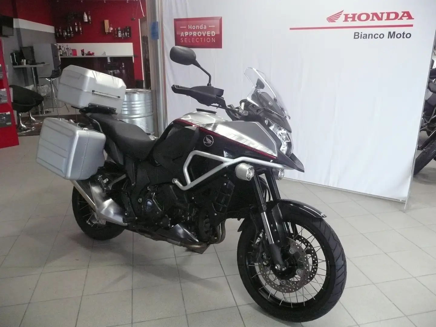 Honda Crosstourer 1200 DCT Travel Edition Grigio - 1