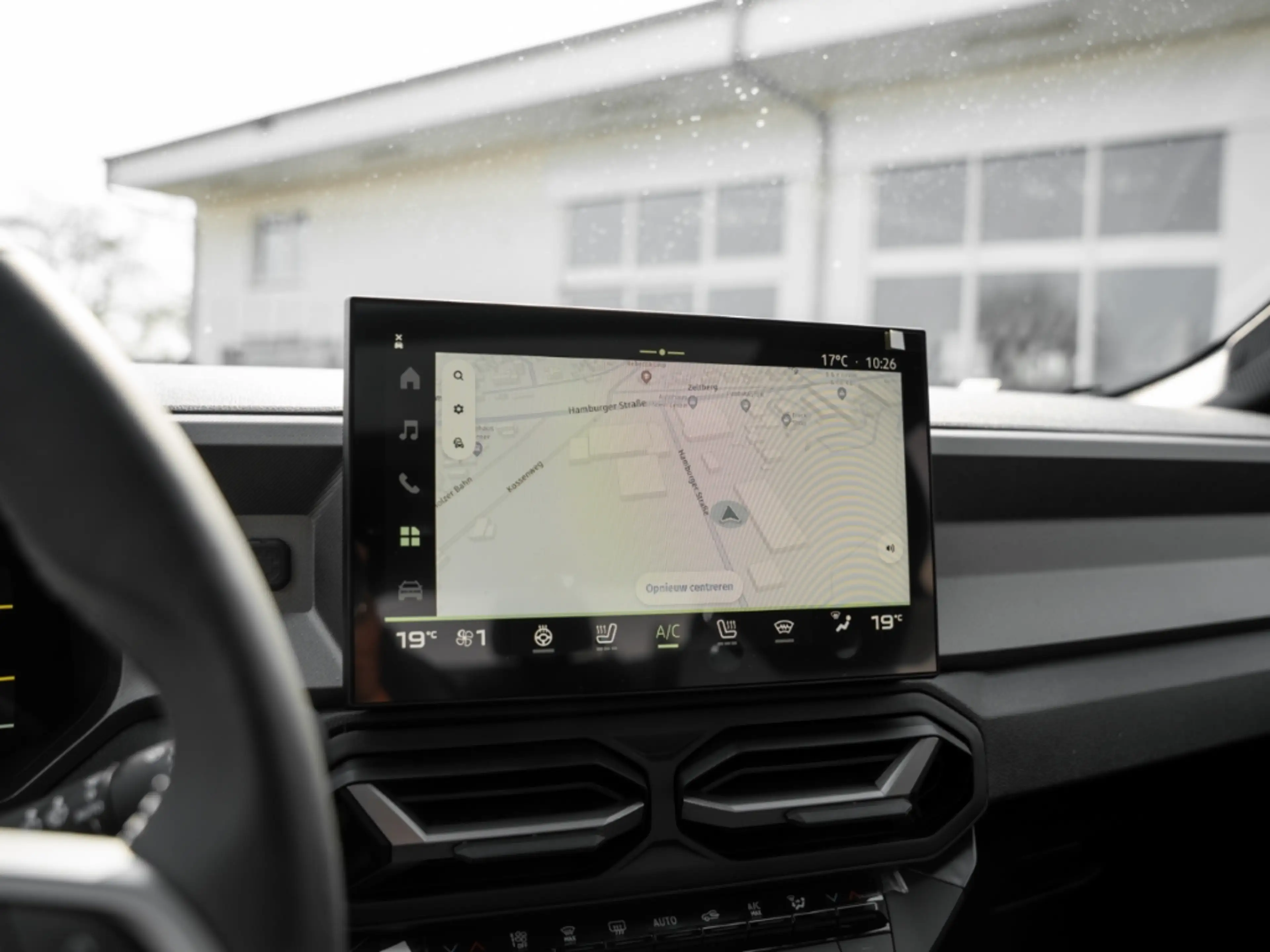 Dacia Bigster Hybrid 155 Journey AHK Dachträger Navi Klima El. H — photo 12
