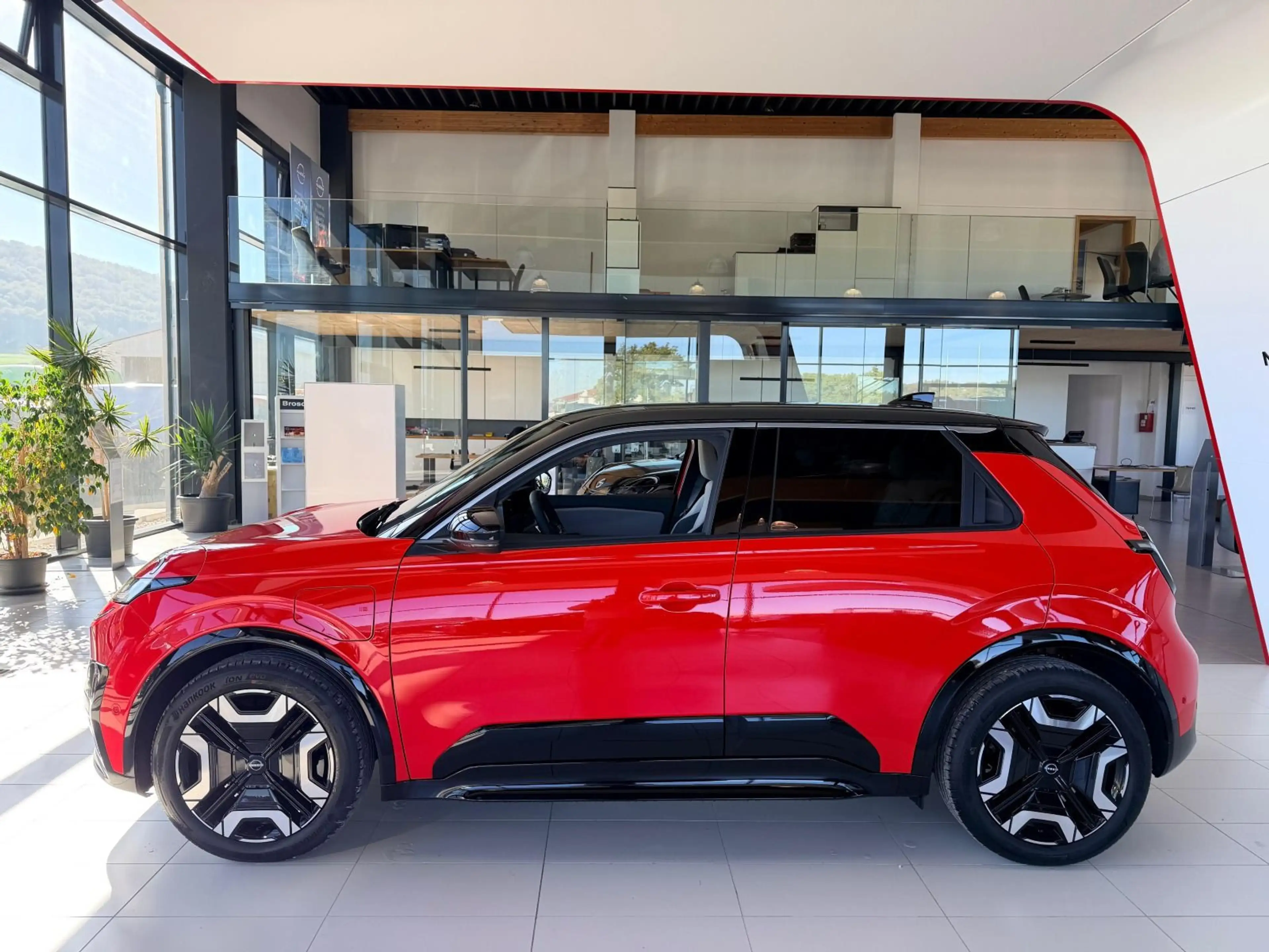 Nissan Micra Evolve 52 kWh ProPilot Assist Park Int. ZE — photo 3