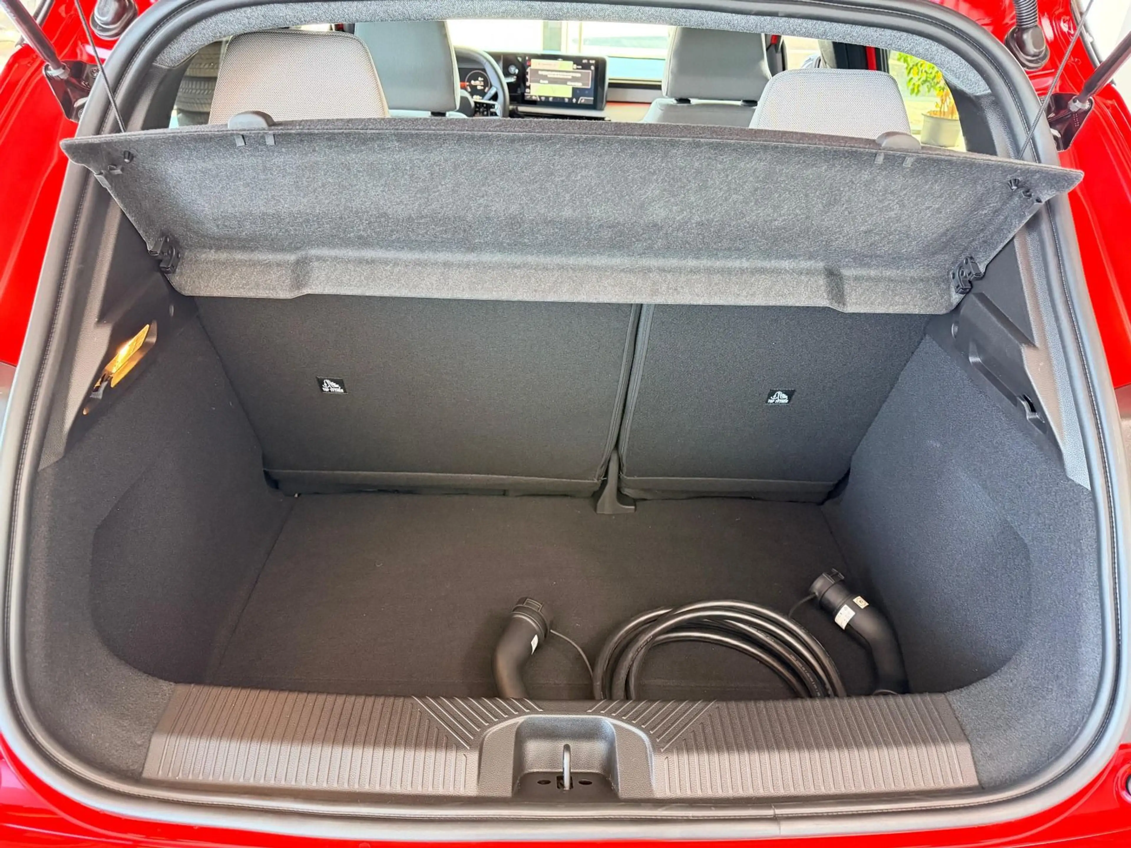 Nissan Micra Evolve 52 kWh ProPilot Assist Park Int. ZE — photo 11