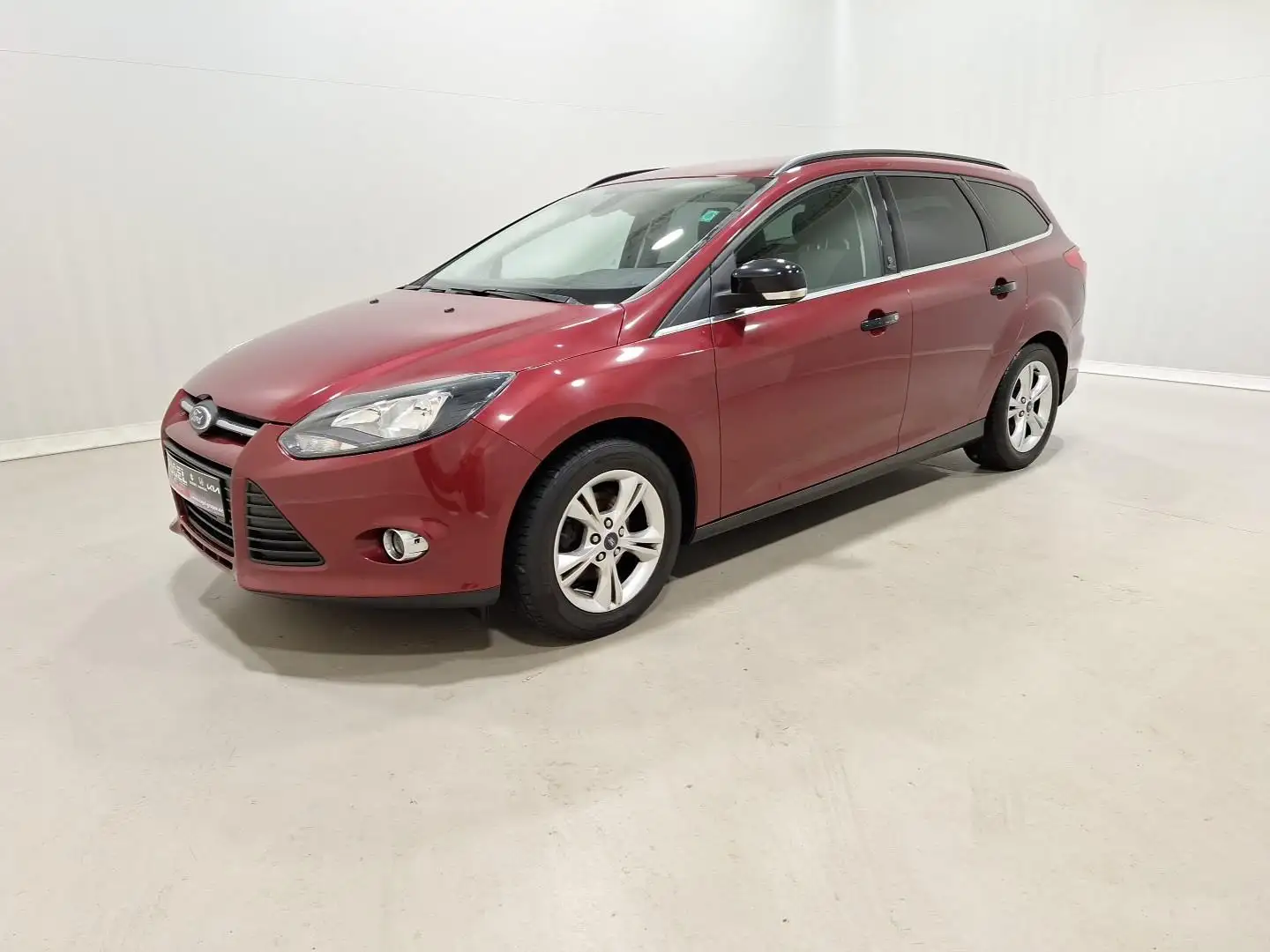 Ford Focus Turnier 1.0 EcoBoost Champions Edition SHZ Rot - 2