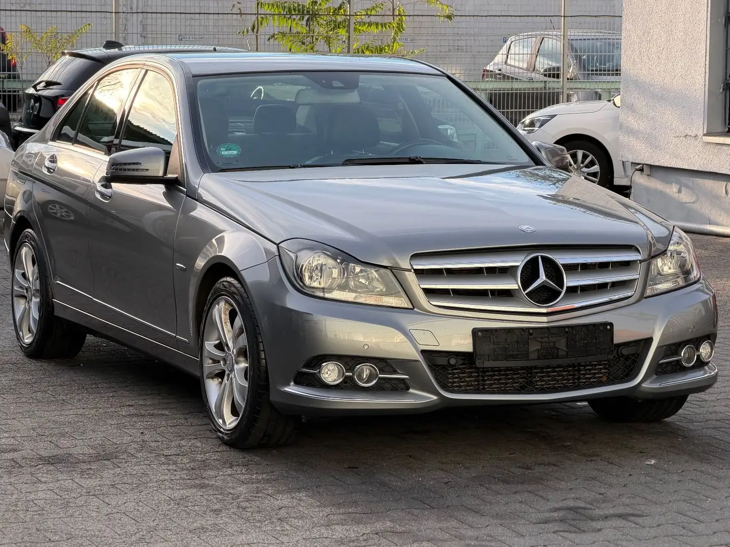 Mercedes-Benz C 180 C Limousine C 180 CGI BlueEfficiency Argent - 2
