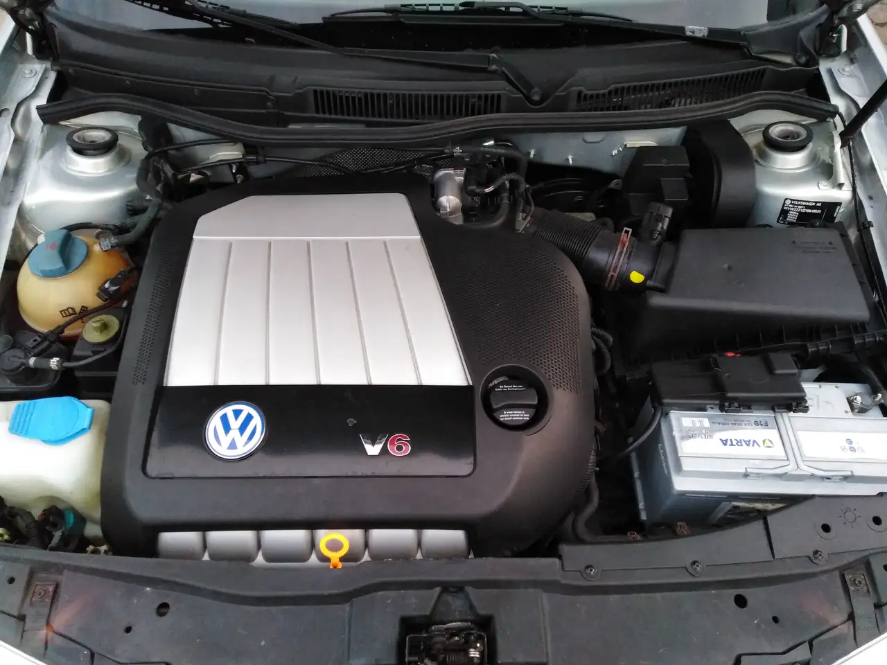 Volkswagen Golf 2.8 V6 4Motion, foto 9