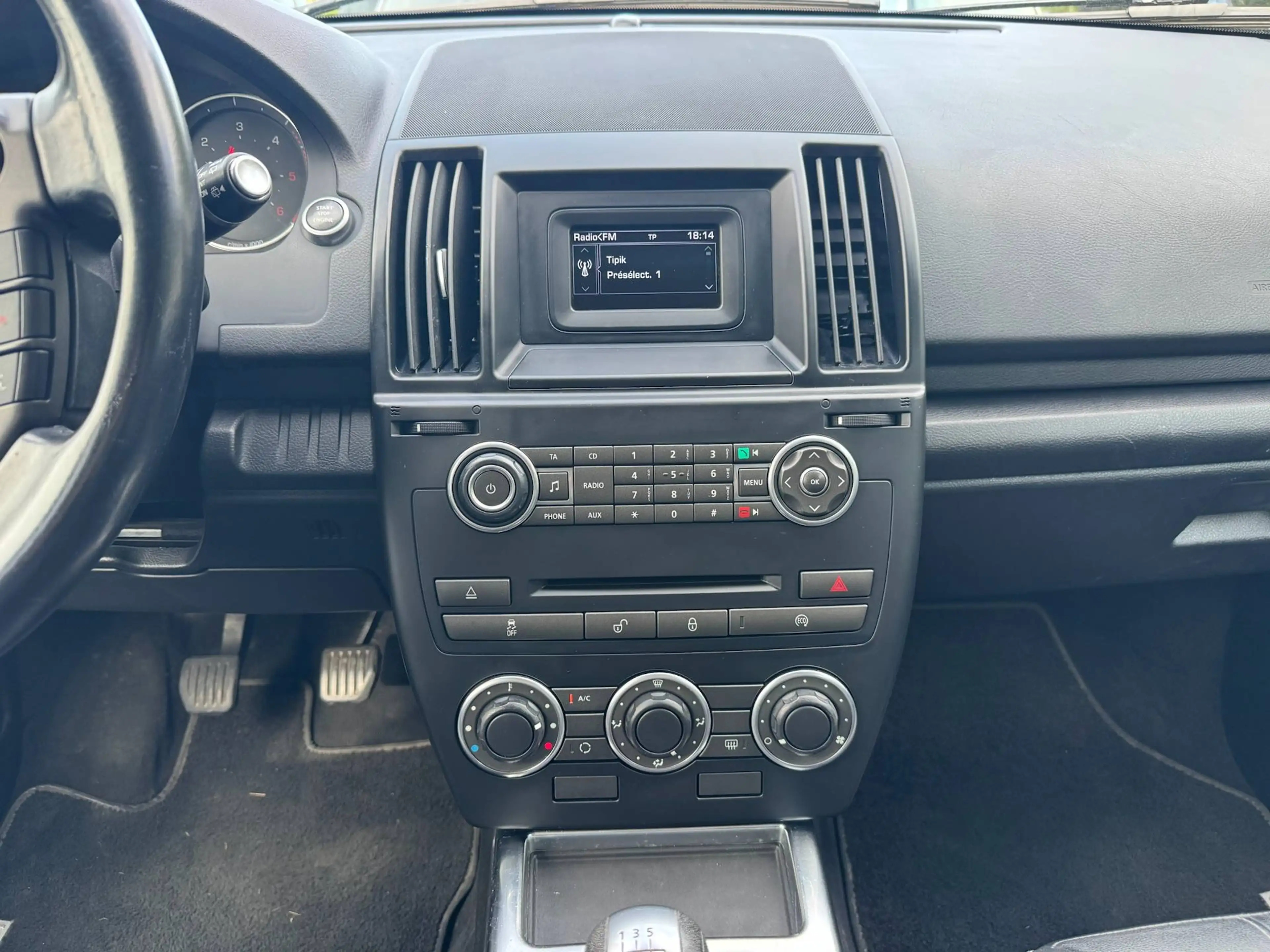Land Rover Freelander 2 eD4s Facelift FULL SERVICE/Cuir/Parfait état — photo 14