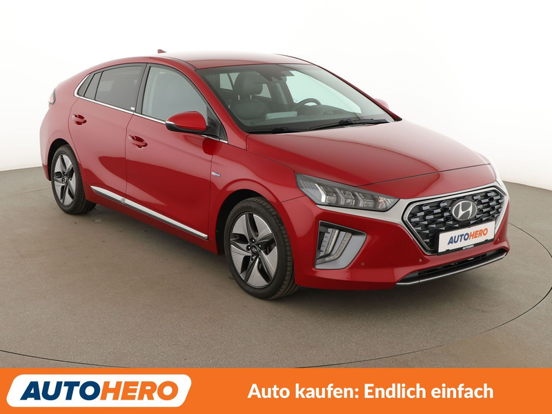 Hyundai IONIQ 1.6 Hybrid Premium Aut.*LED*NAVI*TEMPO*CAM*PDC*SHZ — photo 8