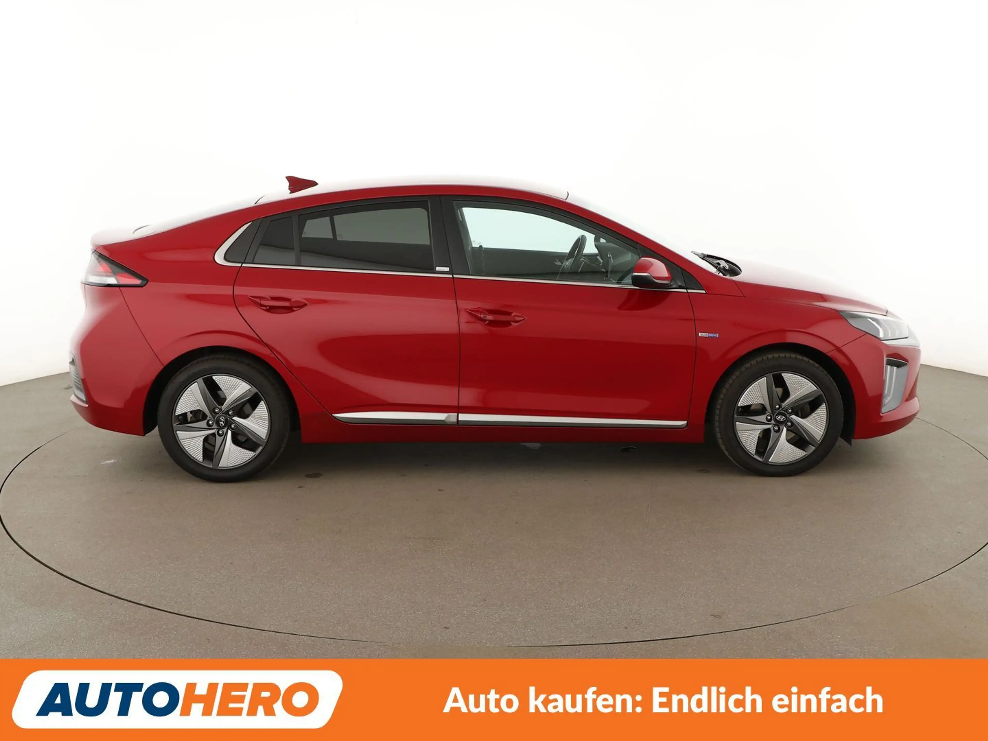 Hyundai IONIQ 1.6 Hybrid Premium Aut.*LED*NAVI*TEMPO*CAM*PDC*SHZ — photo 7