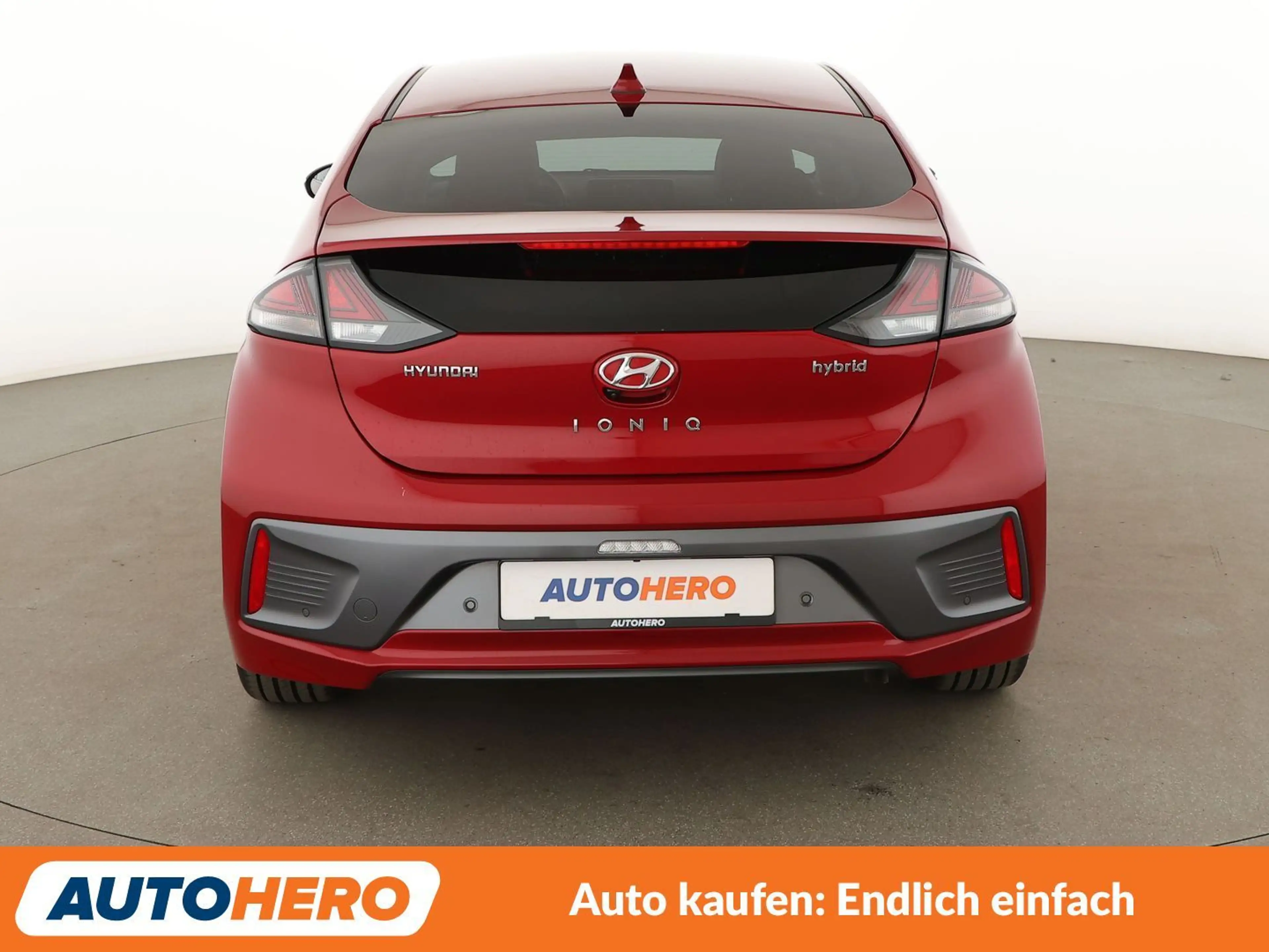 Hyundai IONIQ 1.6 Hybrid Premium Aut.*LED*NAVI*TEMPO*CAM*PDC*SHZ — photo 5