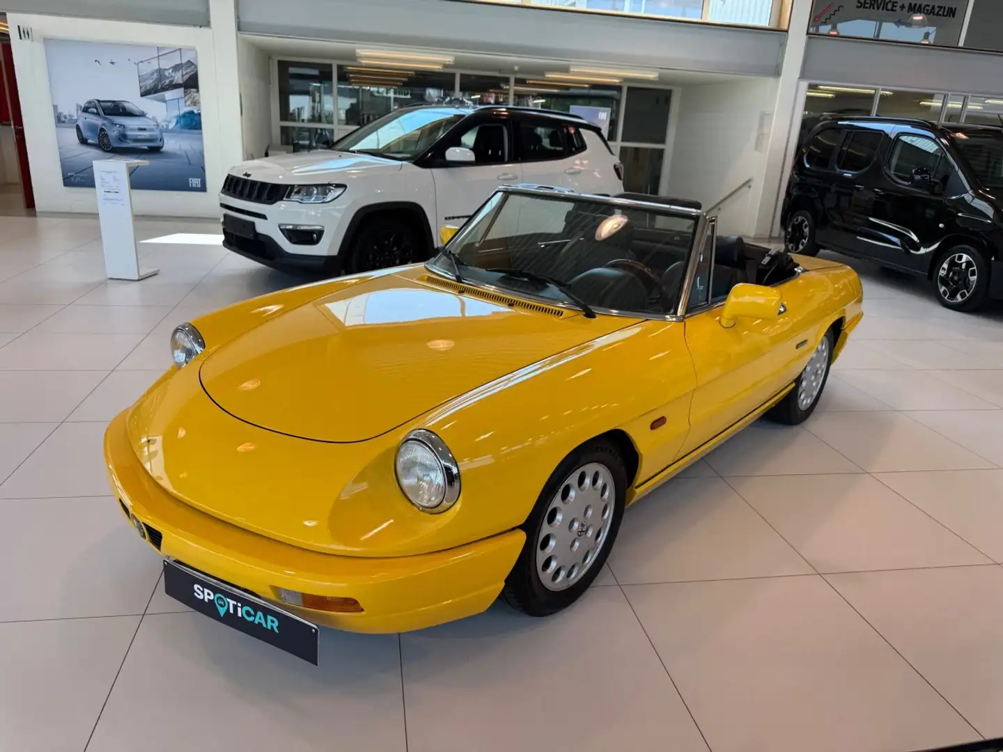 Alfa Romeo Spider Series IV 2.0 Jaune - 1