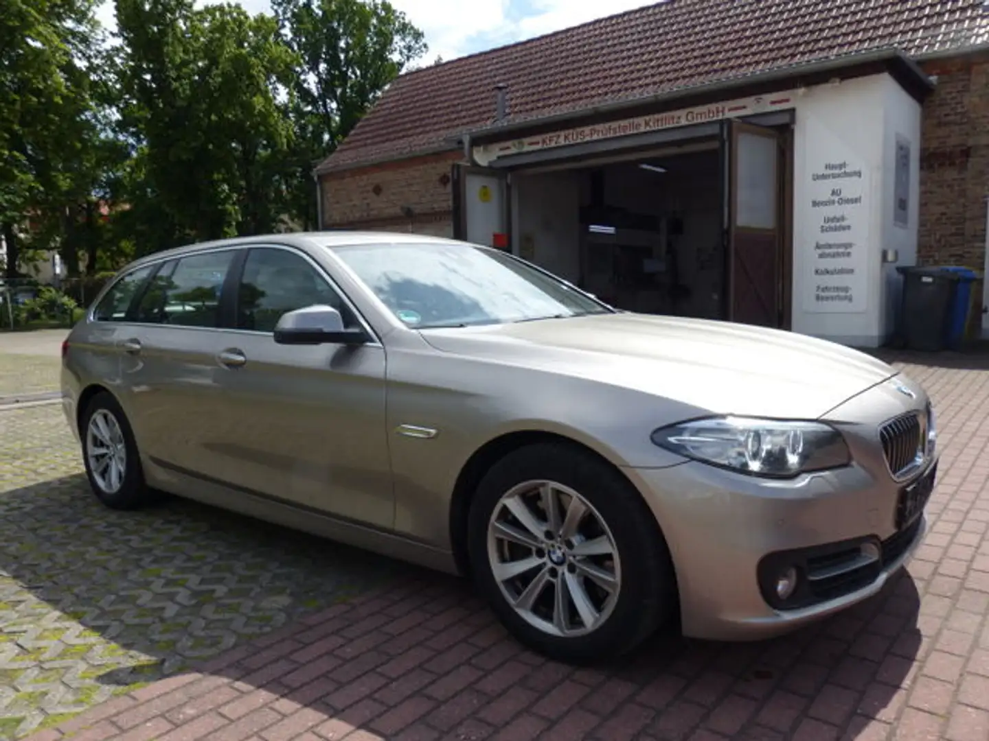 BMW 528 i Tour. Autom. Leder, BiXenon,Tempom. - 2