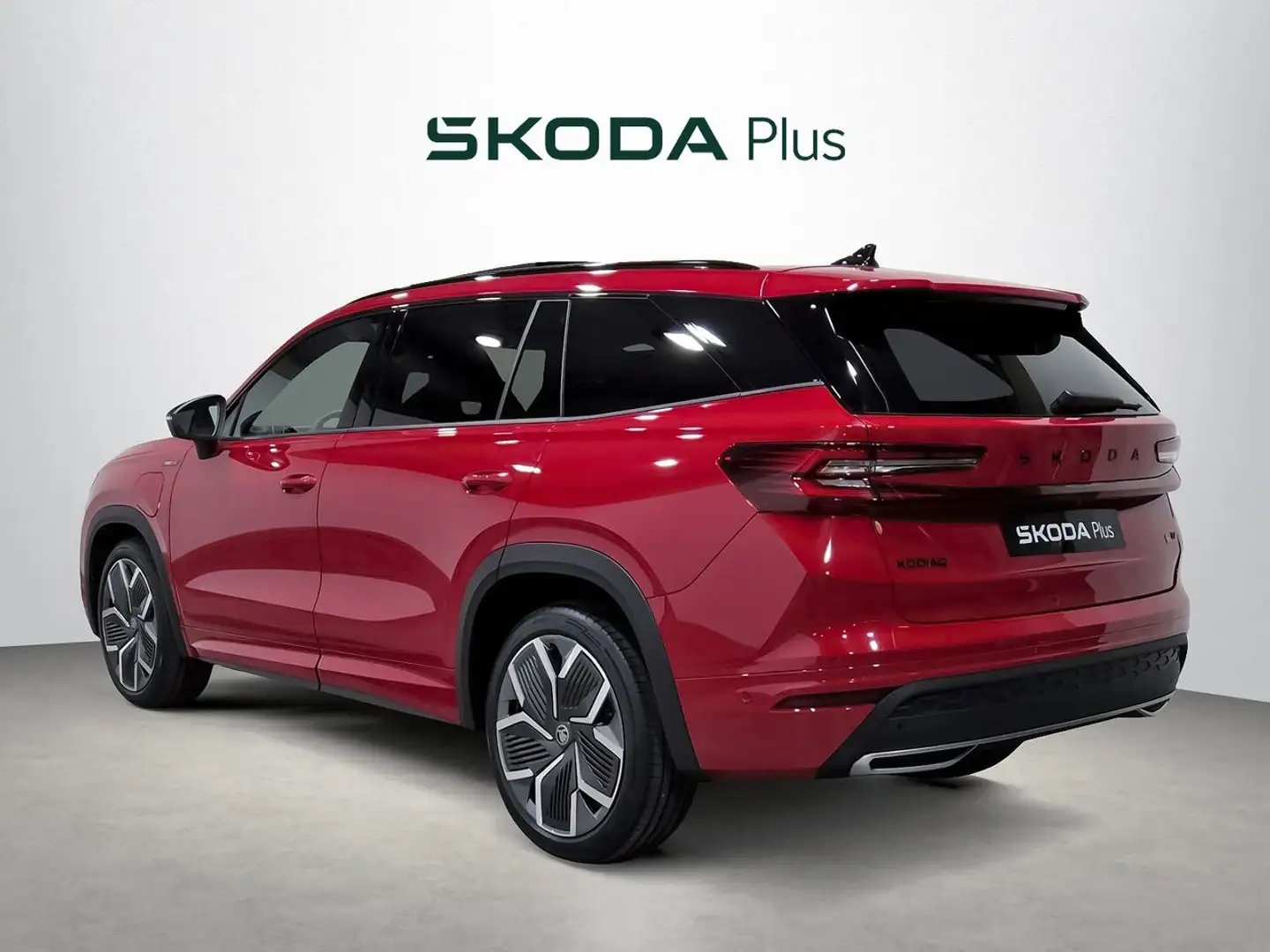 Skoda Kodiaq 1.5 TSI 150KW DSG PHEV Sportline Красный - 2