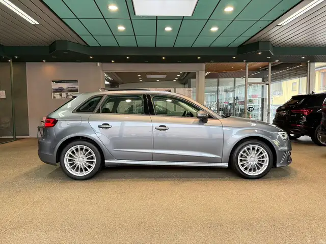 Audi A3 view 7