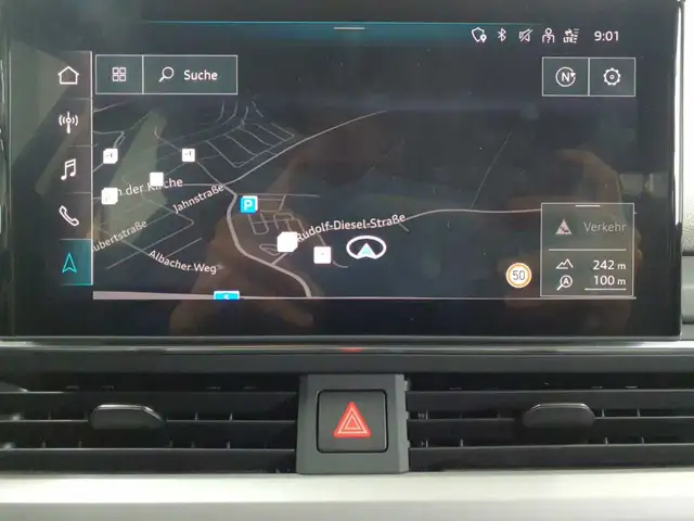 Audi A4 view 12