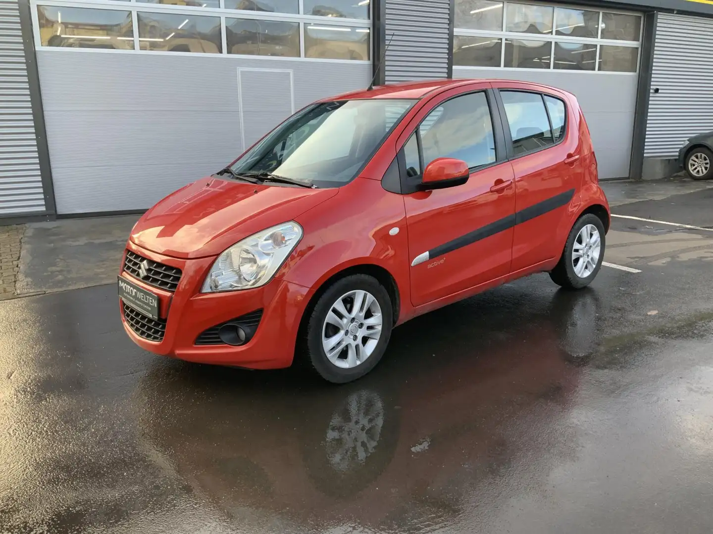 Suzuki Splash Splash 1.2 Club 1.2 EU5 Club Rot - 2