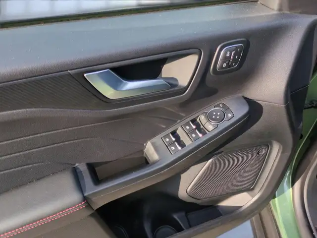 Ford Kuga view 8
